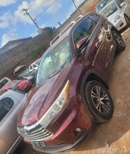 luxury SUV rental Cameroon business travel Douala chauffeur service premium cars